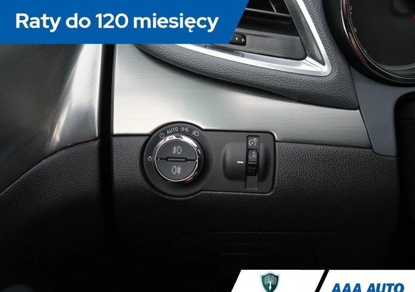 Opel Mokka cena 53000 przebieg: 135197, rok produkcji 2015 z Sopot małe 352